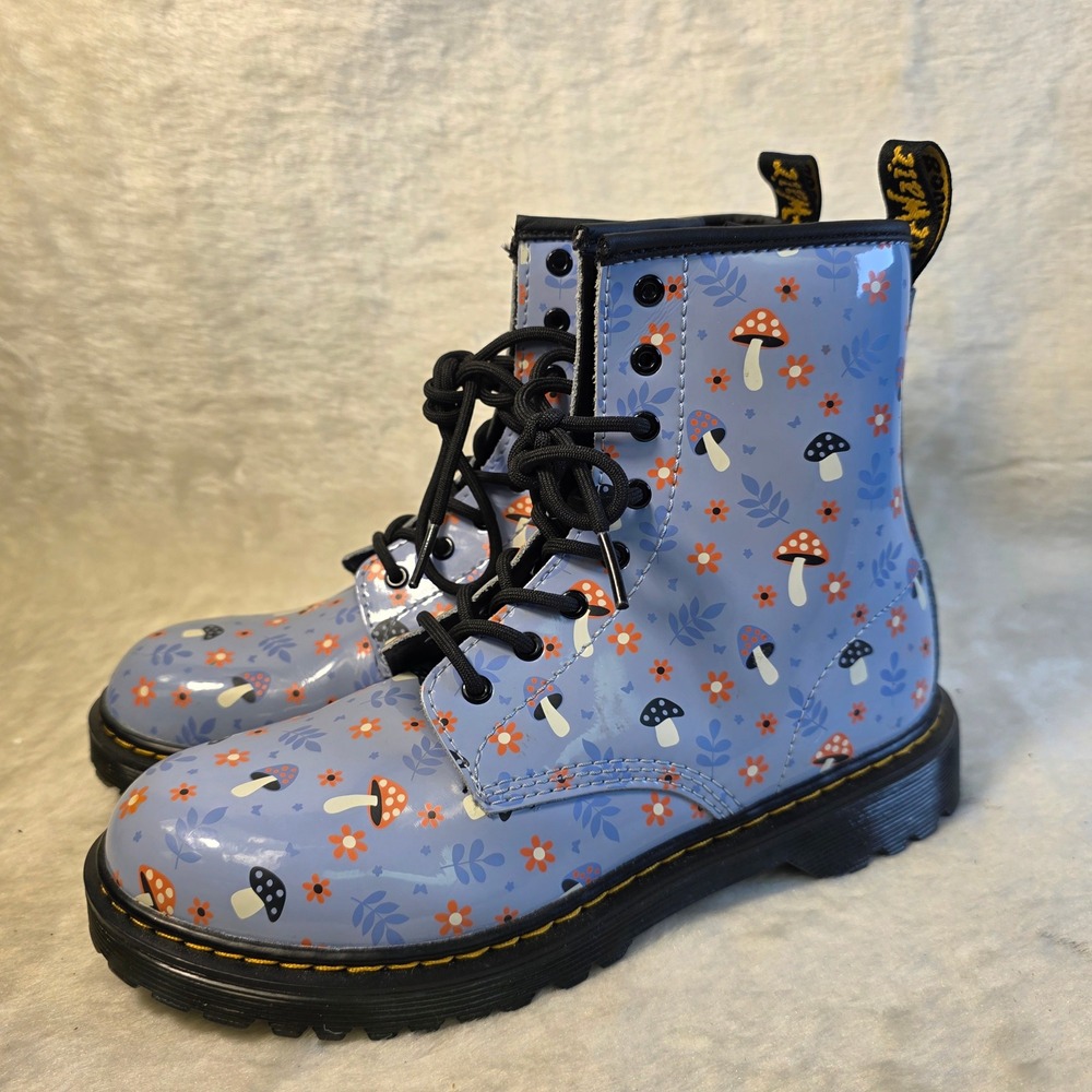 Dr. Martens 1460 Y Mushroom Floral Blue Patent Boots Youth 5 Women 6 Worn ONCE
